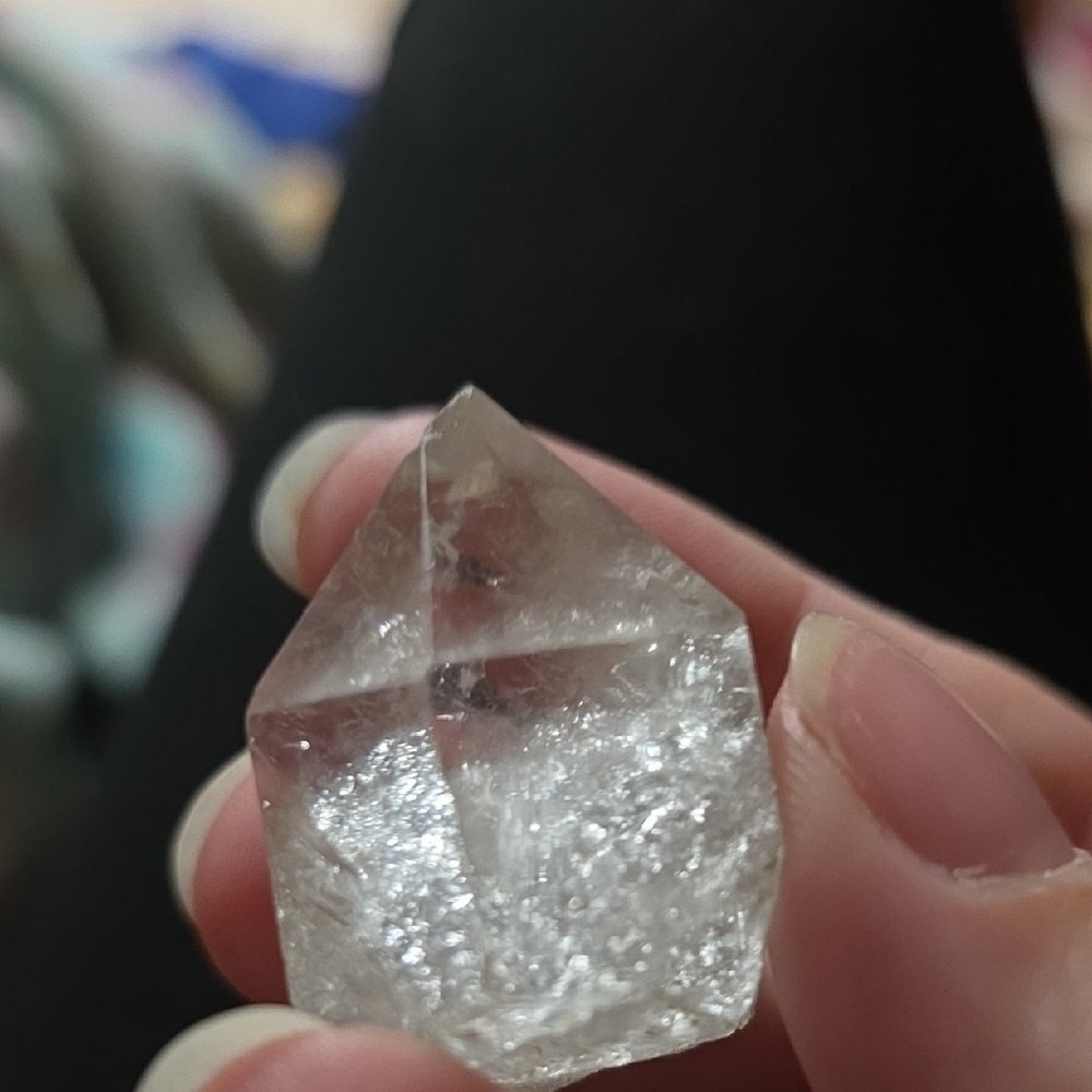 Clear Quartz Crystal Point - Picture 5 of 5
